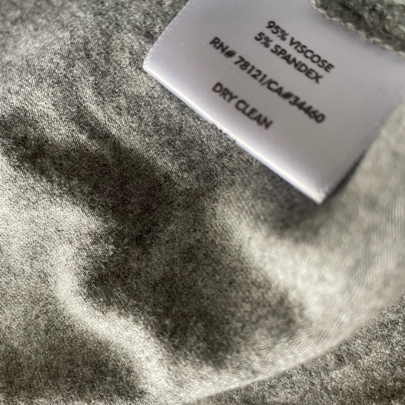 Eileen Fisher Tunic Shirt Top Petite Small SP Gray V-neck Front Seam - Picture 8 of 8